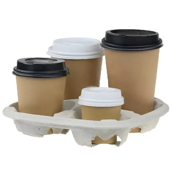 Stabiler Becherhalter aus 100 % recyceltem Zellstoff, biologisch abbaubar, umweltfreundlich und vollständig recycelbar – ideal für sicheren Transport von Getränken.